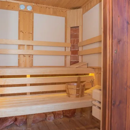 Relax Wellness Komlóska